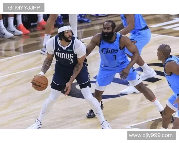 达拉斯独行侠与快船激战正酣谁能在西部赛区脱颖而出